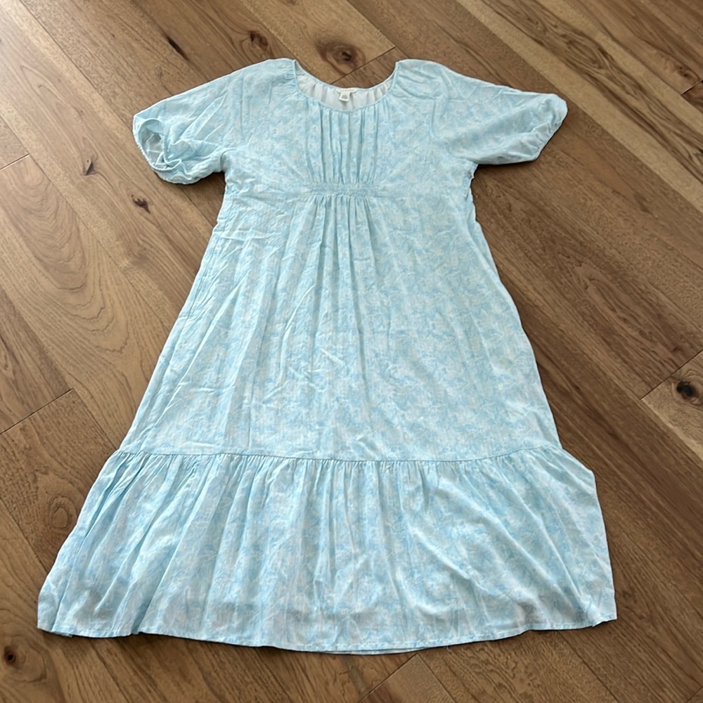 Caslon dress size large
